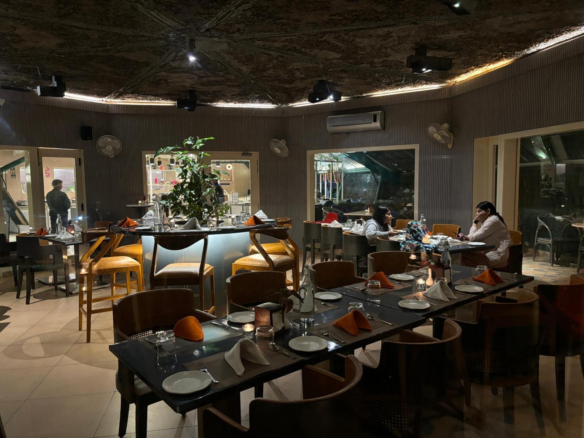 The Solluna Resort Garjia Luaran gambar